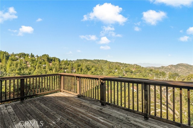 Detail Gallery Image 1 of 1 For 1406 Lovers Ln, Lake Arrowhead,  CA 92352 - 3 Beds | 2 Baths