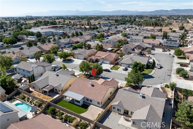 2041 Kalliope Avenue, Lancaster CA: https://media.crmls.org/medias/af85008d-e2ad-43aa-a521-7d50aee12c7c.jpg