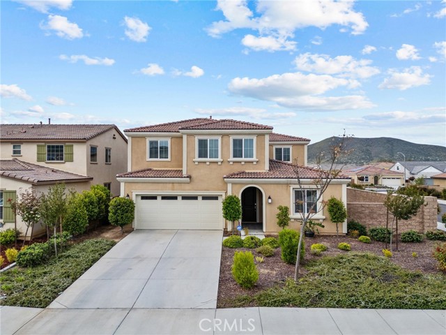 Detail Gallery Image 2 of 42 For 29391 Alamitos Dr, Menifee,  CA 92585 - 3 Beds | 3 Baths