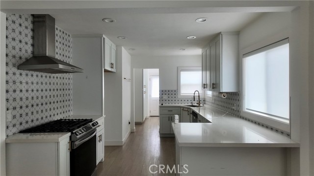Detail Gallery Image 13 of 22 For 2666 Baltic Ave, Long Beach,  CA 90810 - 3 Beds | 2 Baths