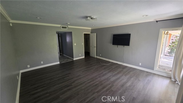 Detail Gallery Image 13 of 24 For 10126 Vanalden, Northridge,  CA 91324 - 4 Beds | 3 Baths