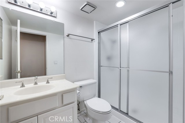 Detail Gallery Image 11 of 21 For 4444 Spencer St, Torrance,  CA 90503 - 4 Beds | 3 Baths