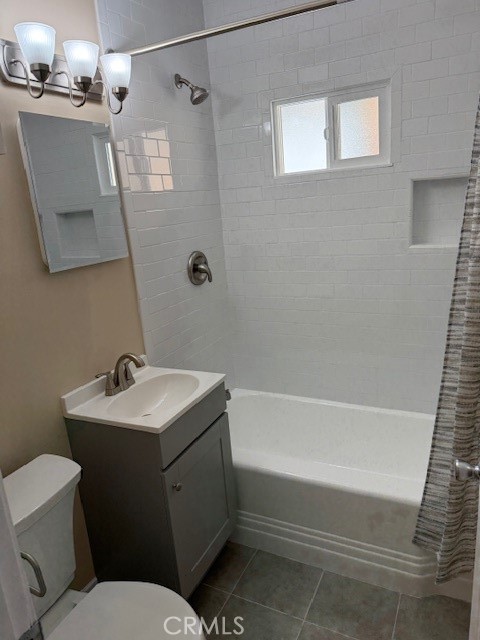 Detail Gallery Image 8 of 16 For 1008 N Glenoaks Bld, Burbank,  CA 91504 - 0 Beds | 1 Baths
