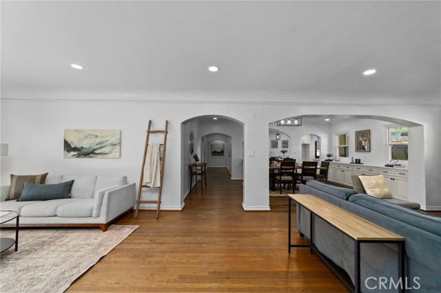 Detail Gallery Image 6 of 58 For 1697 N Allen, Pasadena,  CA 91104 - 4 Beds | 4 Baths