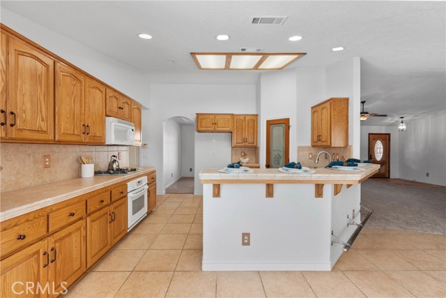 Detail Gallery Image 15 of 43 For 9153 Kittering Rd, Oak Hills,  CA 92344 - 4 Beds | 2 Baths