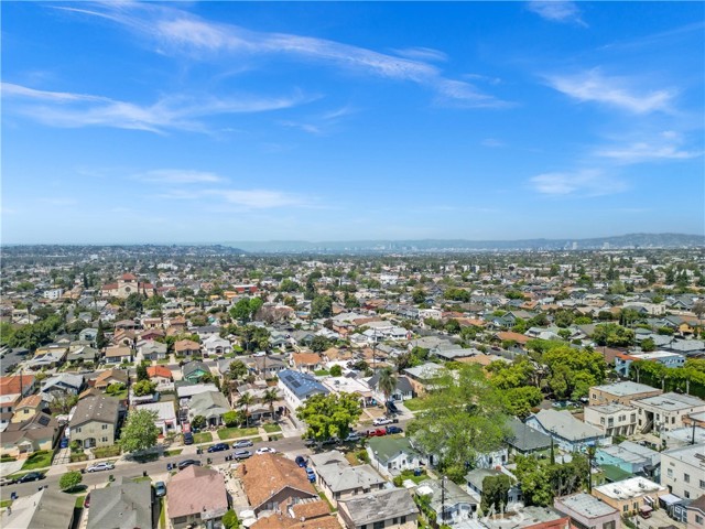 Detail Gallery Image 13 of 14 For 4227 Walton Ave, Los Angeles,  CA 90037 - – Beds | – Baths