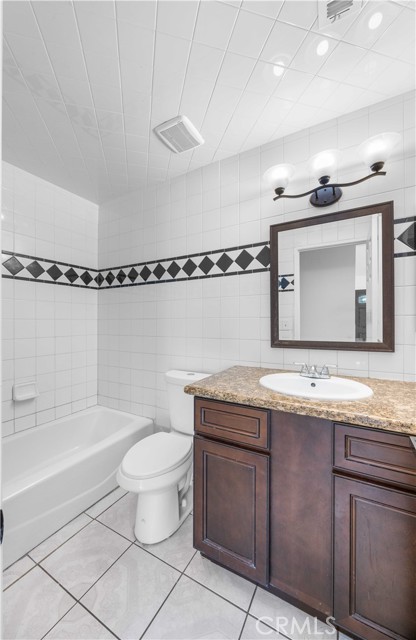 11430 Strathern Street, North Hollywood CA: https://media.crmls.org/medias/af880886-72e8-4312-b43f-d59d36e44c82.jpg