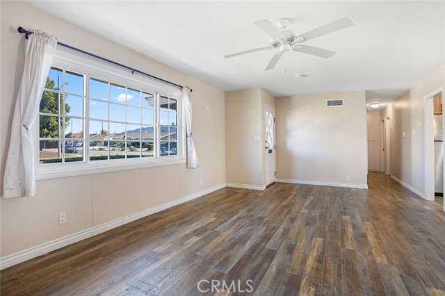 3304 Henry Dr photo 7