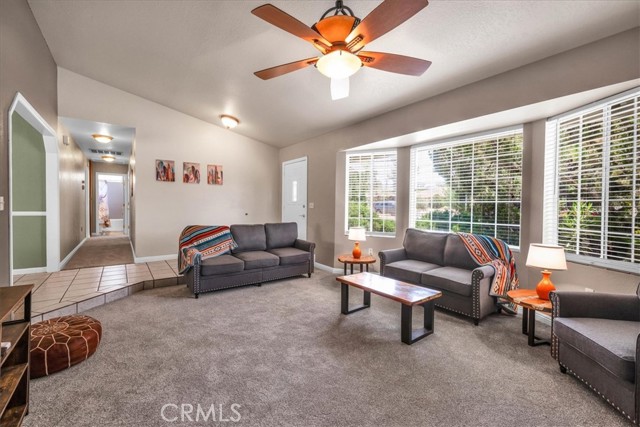 57856 El Dorado Drive, Yucca Valley CA: https://media.crmls.org/medias/af88e567-f751-4dc3-98e7-b4202a195e23.jpg