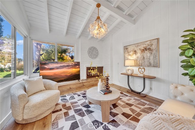 Detail Gallery Image 19 of 44 For 520 Cancha, Newport Beach,  CA 92660 - 3 Beds | 2/1 Baths