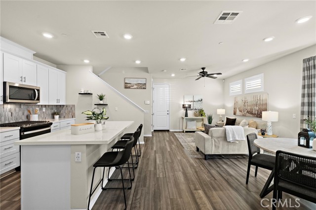 Detail Gallery Image 7 of 28 For 1141 Brush Creek, Rancho Mission Viejo,  CA 92694 - 3 Beds | 2/1 Baths