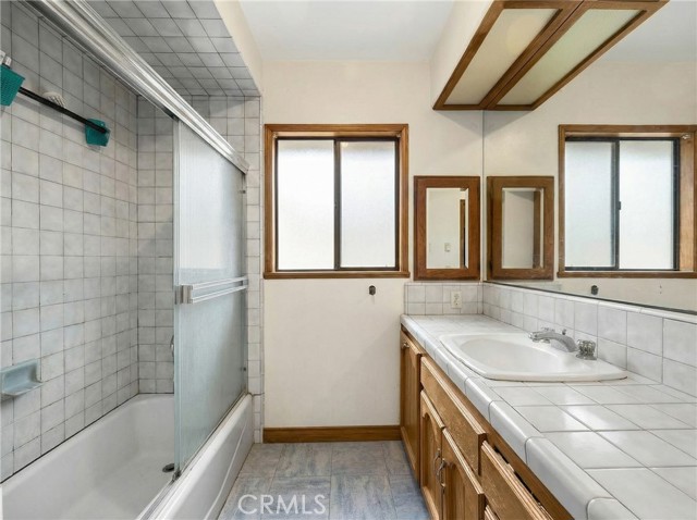 Detail Gallery Image 9 of 17 For 1305 S Cabrillo, San Pedro,  CA 90731 - 2 Beds | 1 Baths