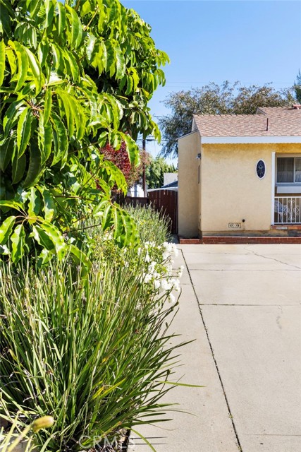 Detail Gallery Image 39 of 45 For 2334 Iroquois Ave, Long Beach,  CA 90815 - 2 Beds | 2 Baths