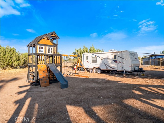 Detail Gallery Image 63 of 74 For 40646 27th St, Palmdale,  CA 93551 - 5 Beds | 4 Baths