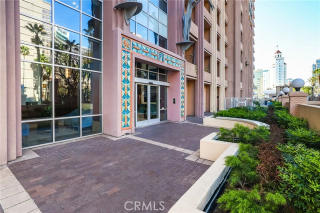 Detail Gallery Image 2 of 47 For 388 E Ocean Bld #305,  Long Beach,  CA 90802 - 2 Beds | 2 Baths