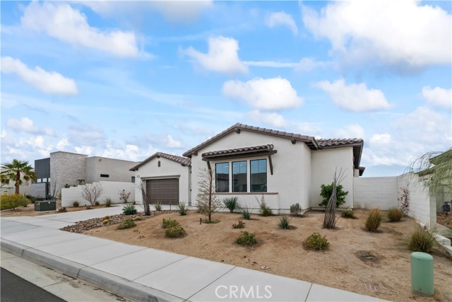 49865 Crescent Psge, Palm Desert CA: https://media.crmls.org/medias/af8ae57b-11e8-4fe5-93b2-b80fd19634bd.jpg