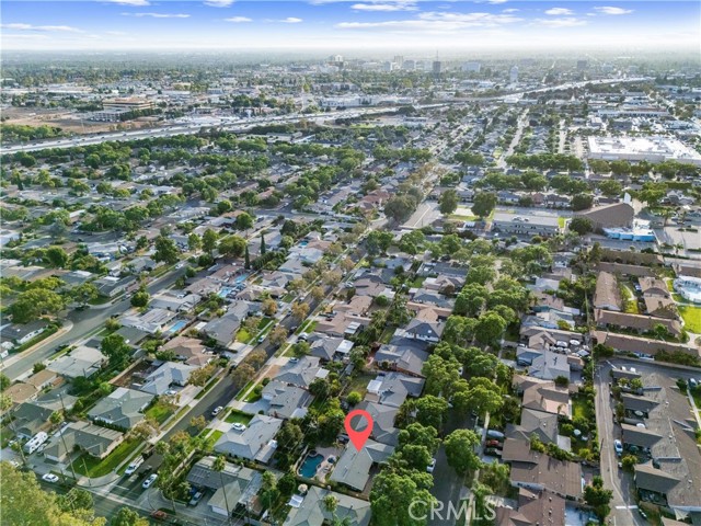 1646 E 15th Street, Santa Ana CA: https://media.crmls.org/medias/af8b0eb2-99ba-45e6-979c-6e1a6dd1a022.jpg