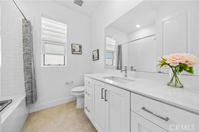 Detail Gallery Image 30 of 60 For 102 Yugen, Irvine,  CA 92618 - 4 Beds | 3/1 Baths