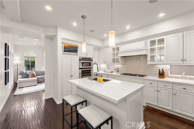 Detail Gallery Image 10 of 34 For 432 Acacia Ave, Corona Del Mar,  CA 92625 - 3 Beds | 3/1 Baths
