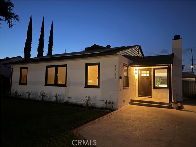 17037 Covello Street, Van Nuys CA: https://media.crmls.org/medias/af8e85f8-380a-46c7-b172-1bbd7353d5e3.jpg