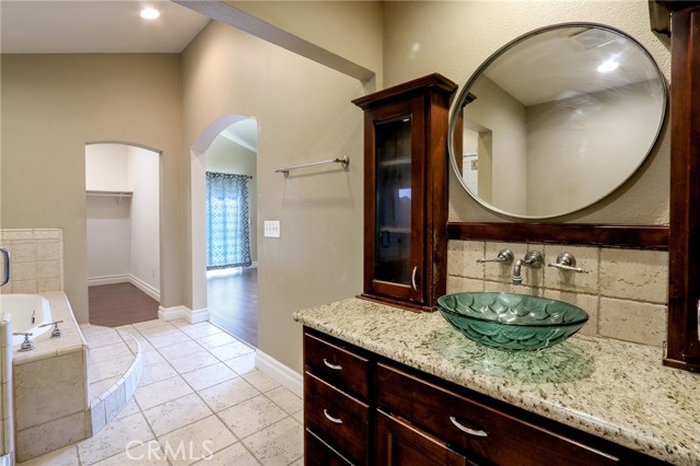 2857 S Desert Forest Avenue, Ontario CA: https://media.crmls.org/medias/af8f5096-07ea-4ffa-ab90-460e5a43145d.jpg
