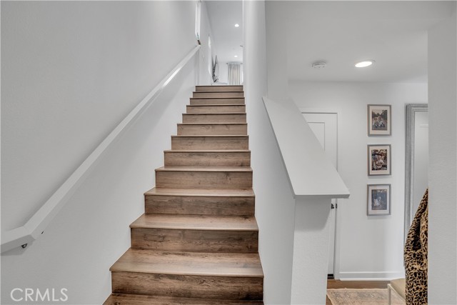516 Caleigh Lane, Costa Mesa CA: https://media.crmls.org/medias/af8f730c-0431-4b31-a4f1-2eaf7d94df5b.jpg