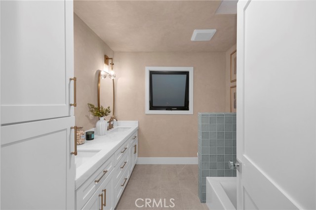 Detail Gallery Image 39 of 48 For 900 Catalina Ave, Seal Beach,  CA 90740 - 3 Beds | 2 Baths