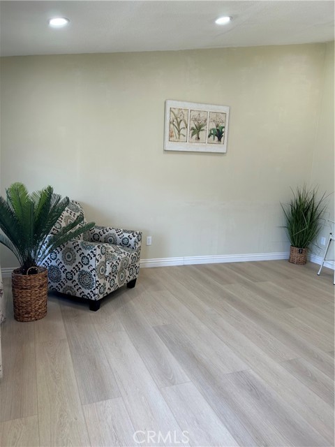 Detail Gallery Image 3 of 5 For 2350 Osbun, San Bernardino,  CA 92404 - 2 Beds | 1 Baths