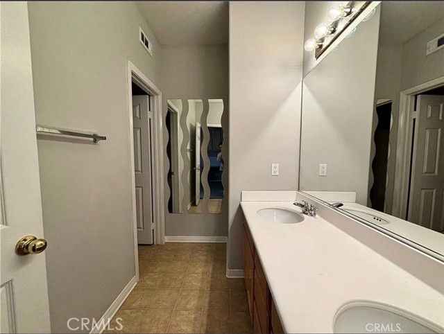 Detail Gallery Image 36 of 52 For 3715 Club Rancho, Palmdale,  CA 93551 - 6 Beds | 3/1 Baths