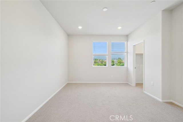 221 Aurora Lane, Pomona CA: https://media.crmls.org/medias/af91aaa8-4e4b-46c4-8d17-9da573544b97.jpg