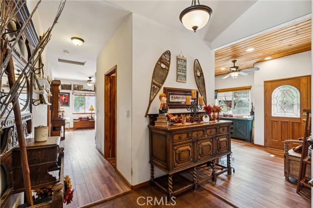 32360 Pine Manor Lane, Running Springs, CA 92382