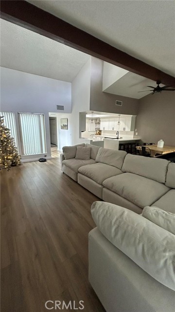 Detail Gallery Image 5 of 14 For 29376 via Frontera, Murrieta,  CA 92563 - 2 Beds | 2 Baths