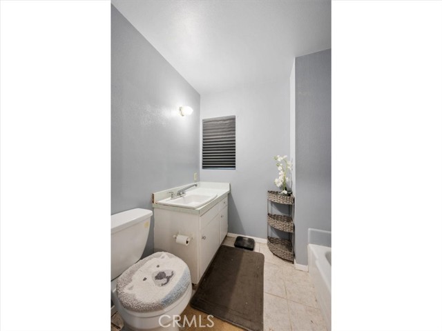 Detail Gallery Image 11 of 20 For 9839 Camulos Ave, Montclair,  CA 91763 - 3 Beds | 2 Baths