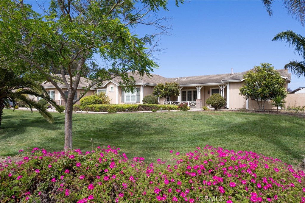 525 Raptor Street