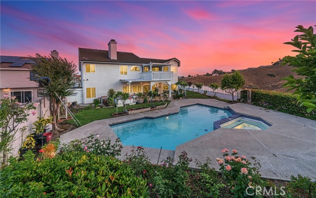 24300 Knoll Court, Diamond Bar CA: https://media.crmls.org/medias/af951f3b-6cbf-4ffa-9618-08924a1cefd0.jpg