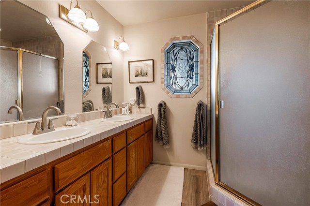 3070 Royal Meadow Lane, Paradise CA: https://media.crmls.org/medias/af958b60-28bc-40f1-a8da-853b1b92c9a4.jpg