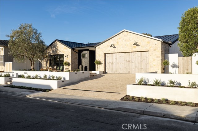 Detail Gallery Image 40 of 50 For 1524 Dolphin Ter, Corona Del Mar,  CA 92625 - 3 Beds | 3/1 Baths