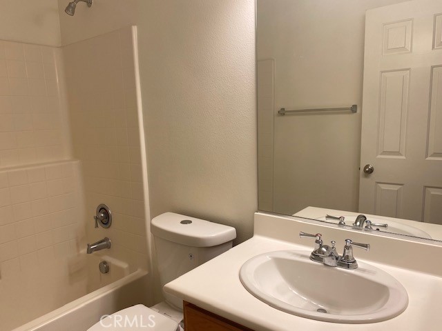 Detail Gallery Image 16 of 20 For 15052 Mateo Prado, Victorville,  CA 92394 - 2 Beds | 2 Baths