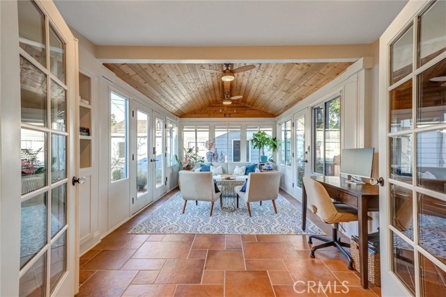 Detail Gallery Image 16 of 52 For 3902 North Marshall Way, Long Beach,  CA 90807 - 2 Beds | 1 Baths