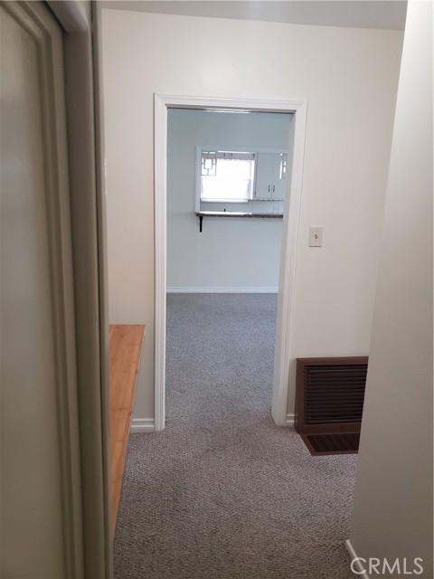 Detail Gallery Image 14 of 38 For 3630 E 2nd St #1,  Long Beach,  CA 90803 - 2 Beds | 1 Baths