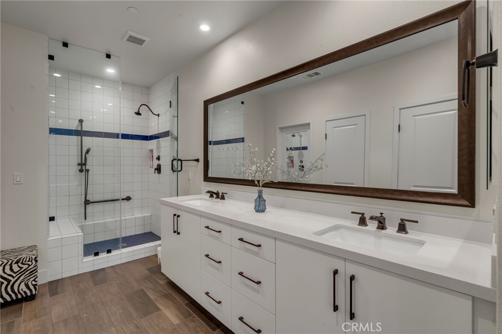 MLS #DW25252670 image #30