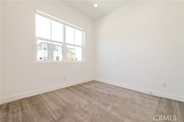 19256 Merryweather Drive, Canyon Country CA: https://media.crmls.org/medias/af970019-427b-480f-99b5-6079f8b3cbdf.jpg