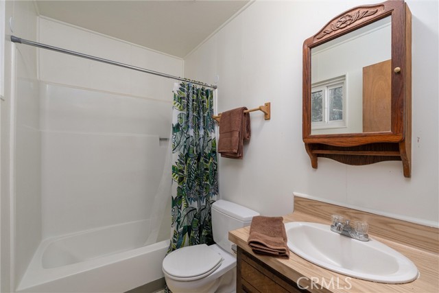 Detail Gallery Image 24 of 44 For 15328 Forest Ranch Wy, Forest Ranch,  CA 95942 - 3 Beds | 2/1 Baths