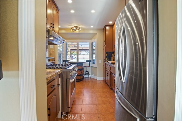 Image 9 of 46 For 2425 Heather Avenue