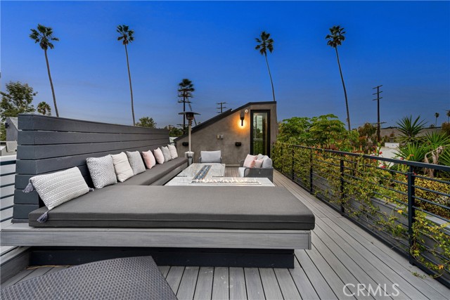 Detail Gallery Image 51 of 54 For 840 California Ave, Venice,  CA 90291 - 5 Beds | 6 Baths