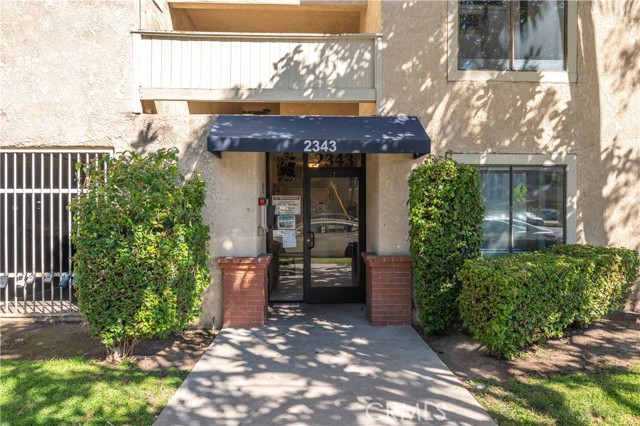 Detail Gallery Image 9 of 39 For 2343 E 17th #202,  Long Beach,  CA 90804 - 2 Beds | 2 Baths