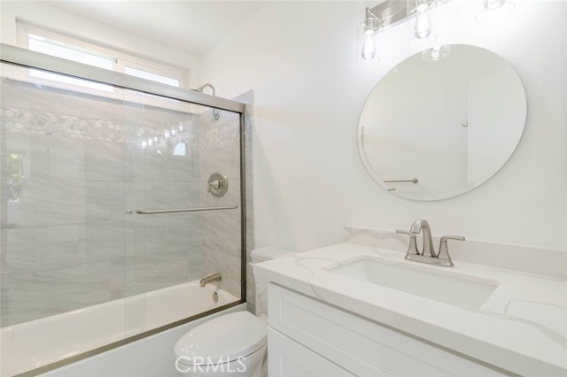 Detail Gallery Image 16 of 30 For 9551 Gierson Ave, Chatsworth,  CA 91311 - 3 Beds | 2 Baths