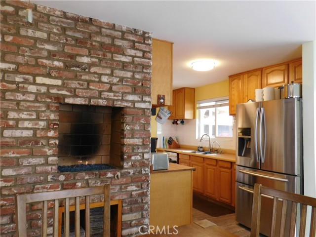 Detail Gallery Image 21 of 56 For 2669 W Russell Ave, Anaheim,  CA 92801 - 3 Beds | 2 Baths