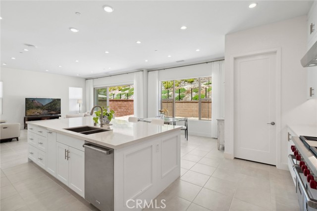 106 Bright Star, Irvine CA: https://media.crmls.org/medias/af98e680-80c2-4b62-9ce5-b7aaf933b295.jpg