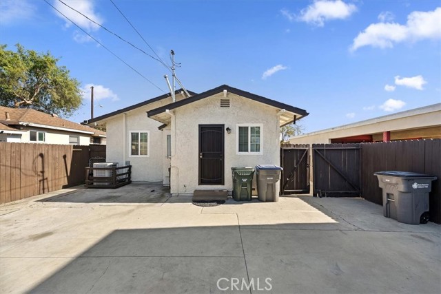 Detail Gallery Image 31 of 37 For 10779 Barlow, Lynwood,  CA 90262 - 2 Beds | 1 Baths